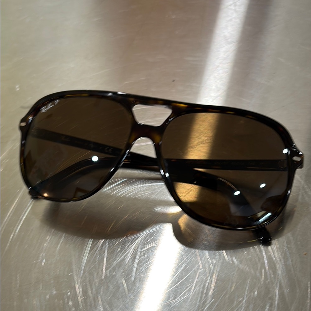 Polarized Ray-Ban Tortoise Aviator Sunglasses